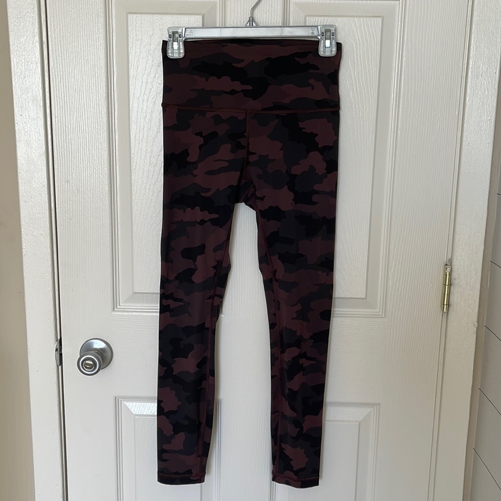 lululemon athletica Camo Leggings - Black and Brown